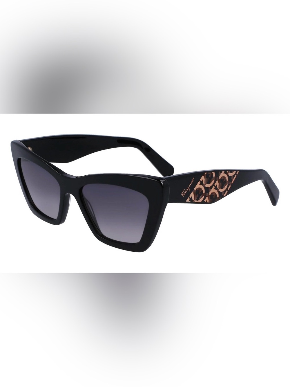 SALVATORE FERRAGAMO Sunnies!